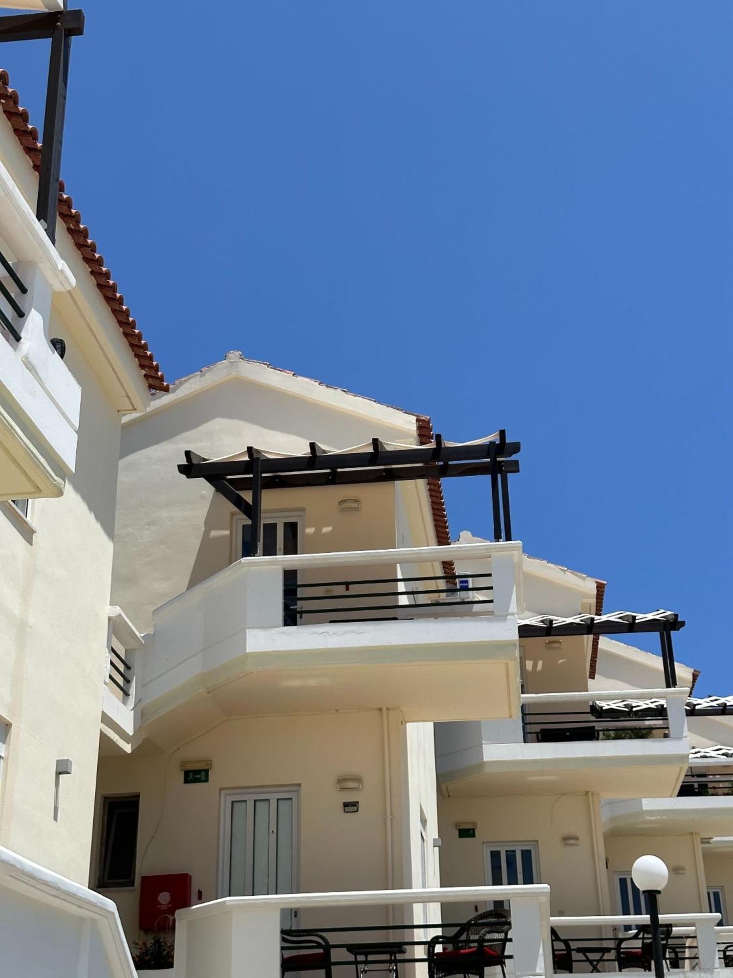 Tersanas Beach Lodges Exterior photo